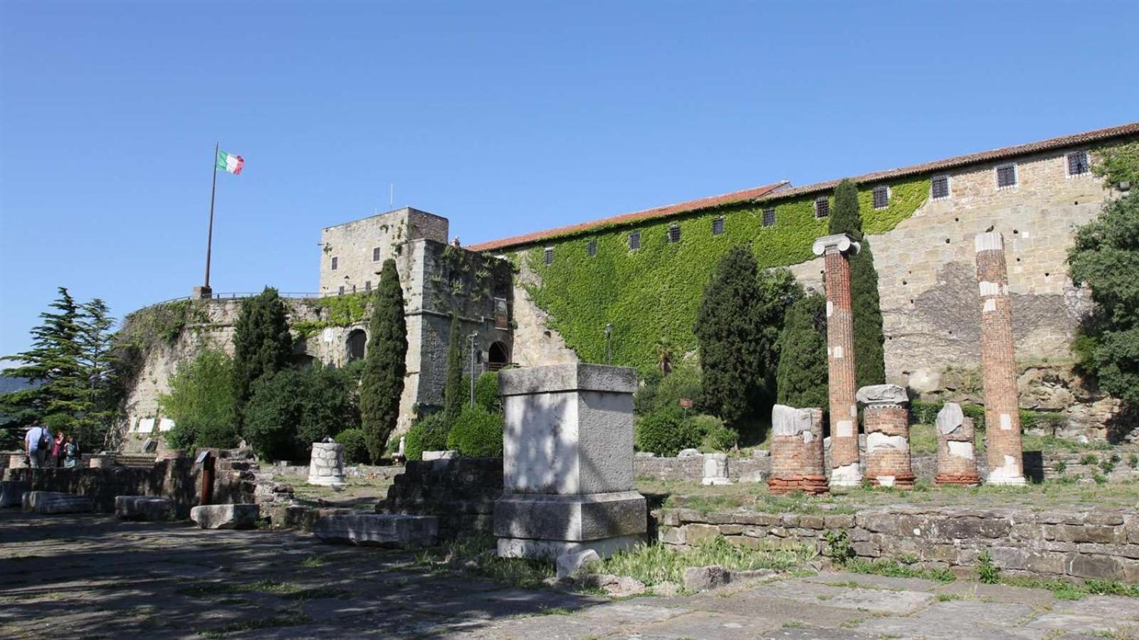 M'S Residences Maiolica Τεργέστη Εξωτερικό φωτογραφία